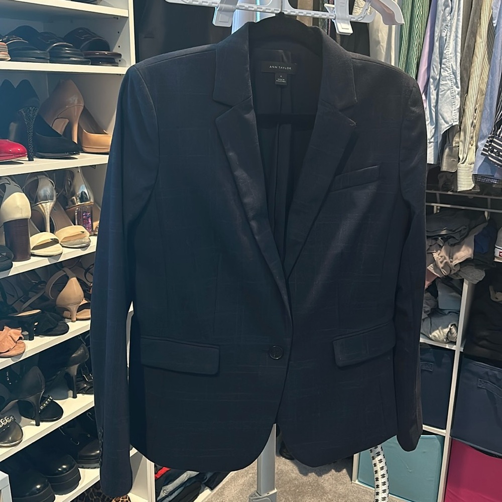 Ann Taylor blue striped blazer size 6